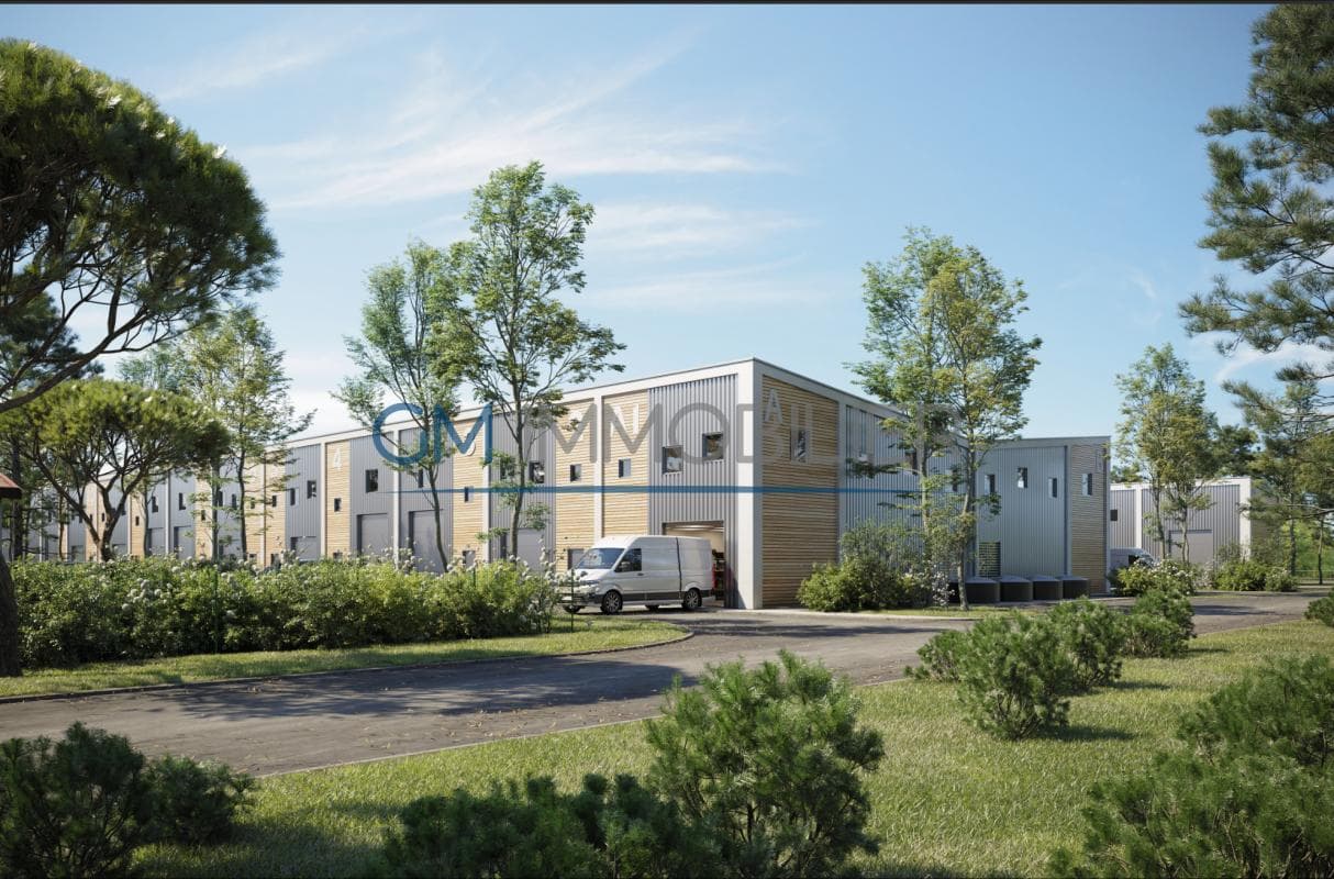 BATIMENT PROFESSIONNEL 130 à150 m2 TYROSSE